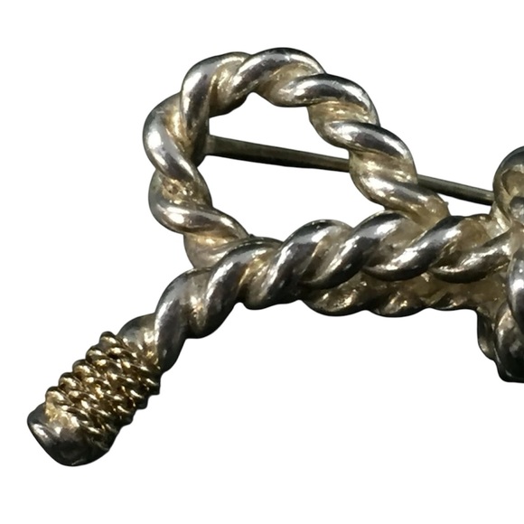 Tiffany & Co. Vintage Two-Tone Rope Bow Brooch - Picture 10 of 16